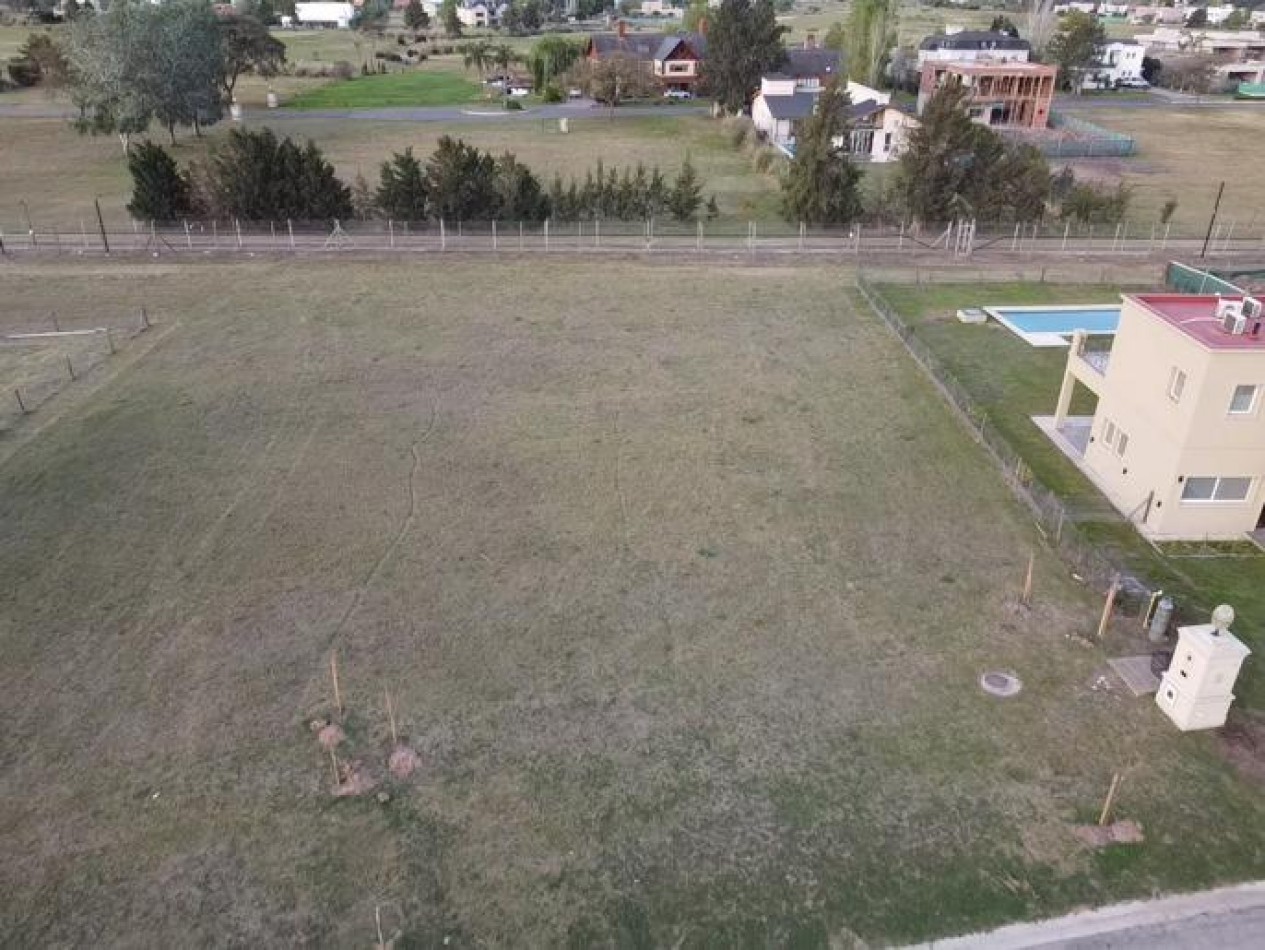 En Venta, Terreno / Lote, Country "Lagos de San Eliseo"