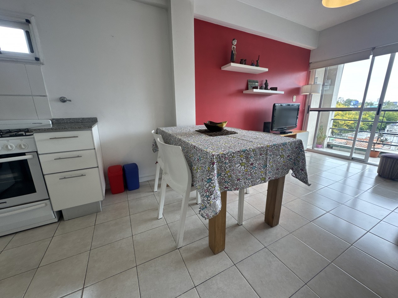 Se vende Departamento dos ambientes. Excelente!! (San Cristobal, CABA)
