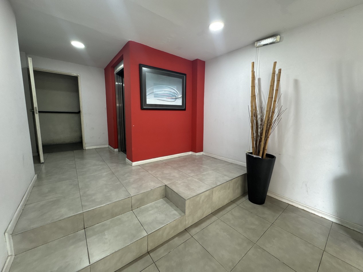 Se vende Departamento dos ambientes. Excelente!! (San Cristobal, CABA)