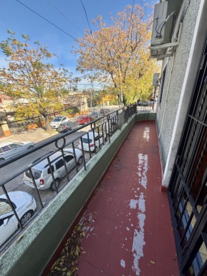 Se vende PH tres ambientes. Villa Lugano, CABA.