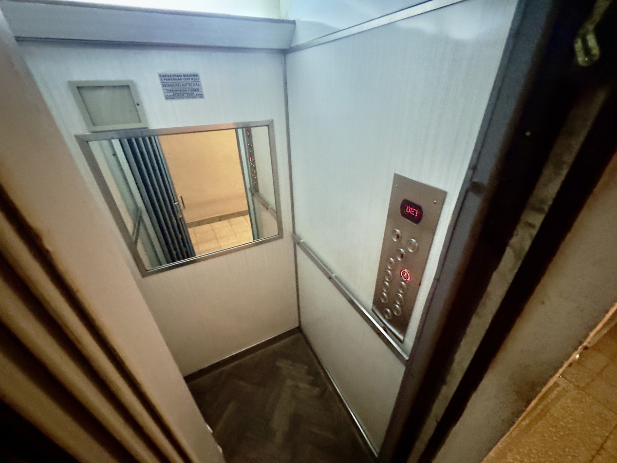 Se Vende Departamento dos ambientes (Palermo)