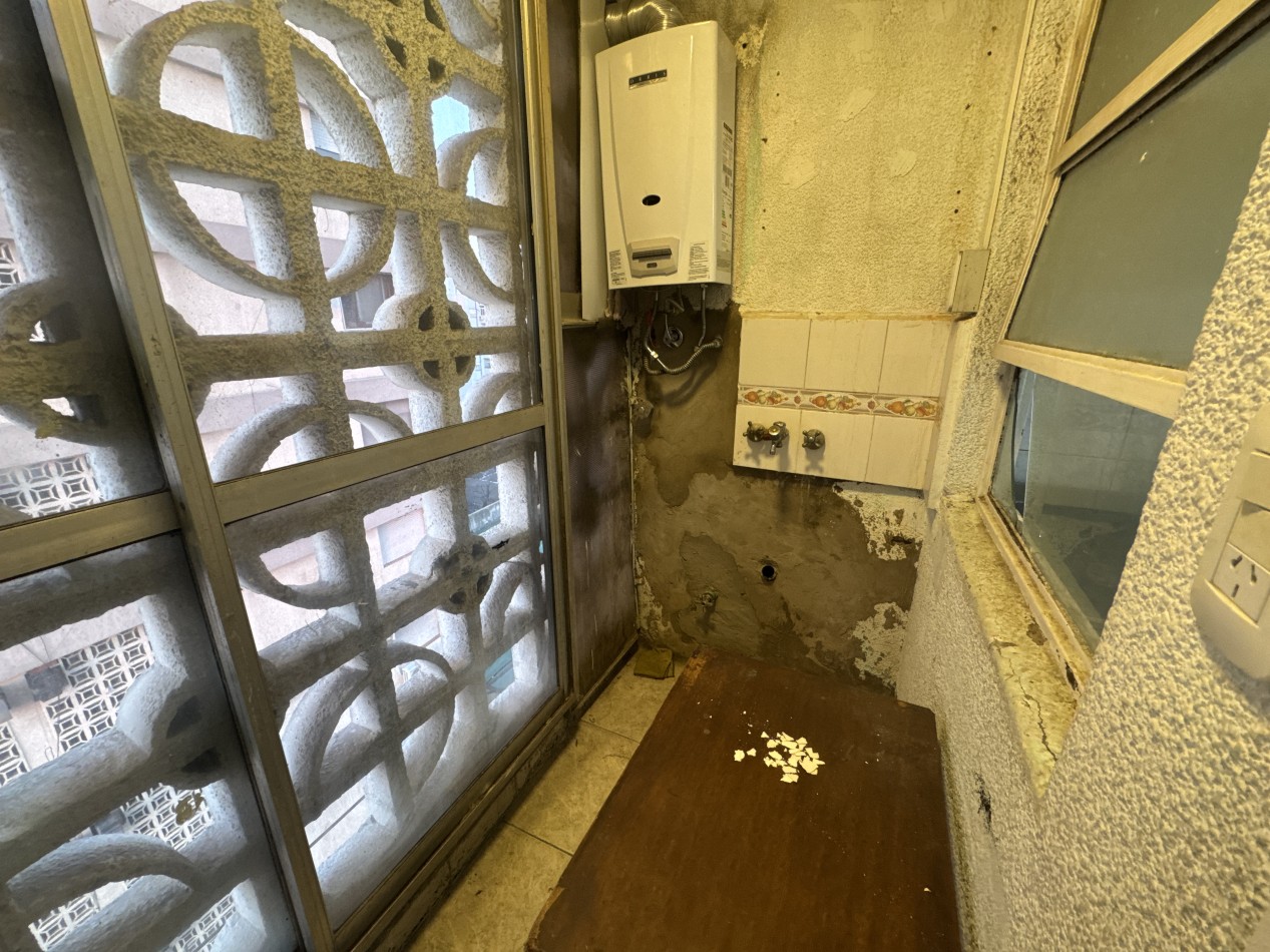 Se Vende Departamento cuatro ambientes (Monte Castro)
