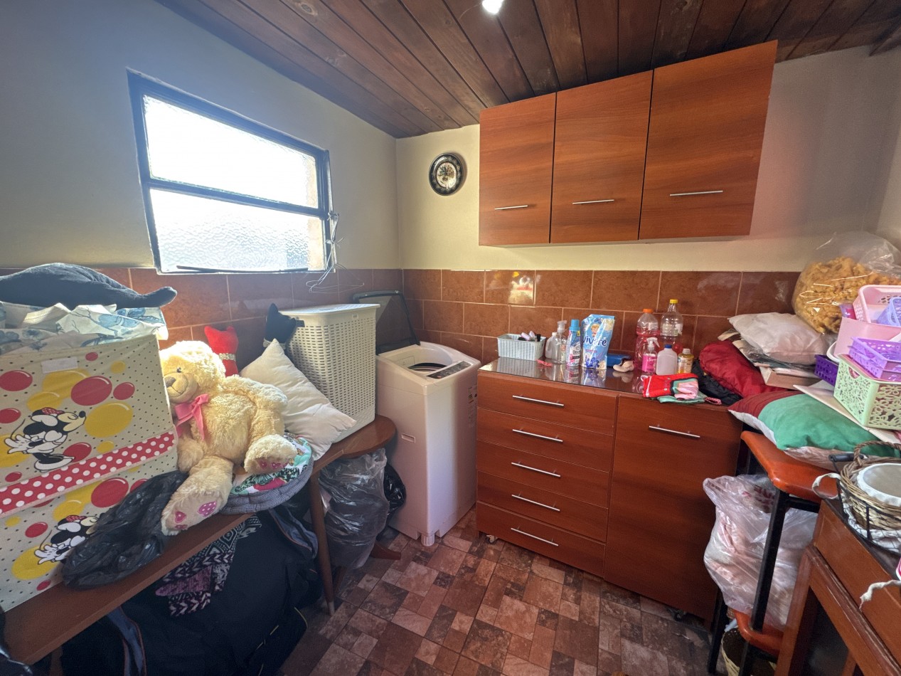 Se vende Casa en PH, primer piso, Cuatro ambientes (Flores)