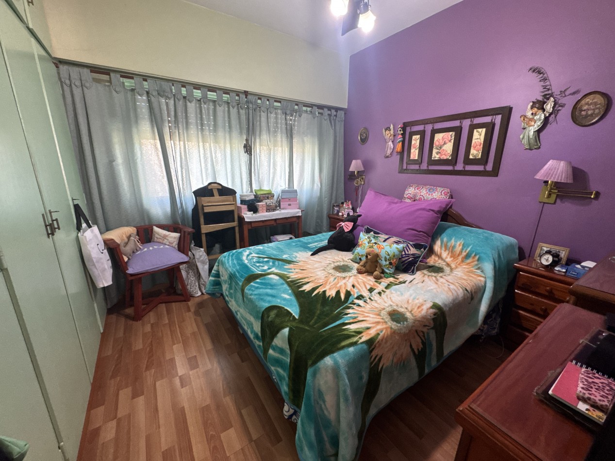 Se vende Casa en PH, primer piso, Cuatro ambientes (Flores)