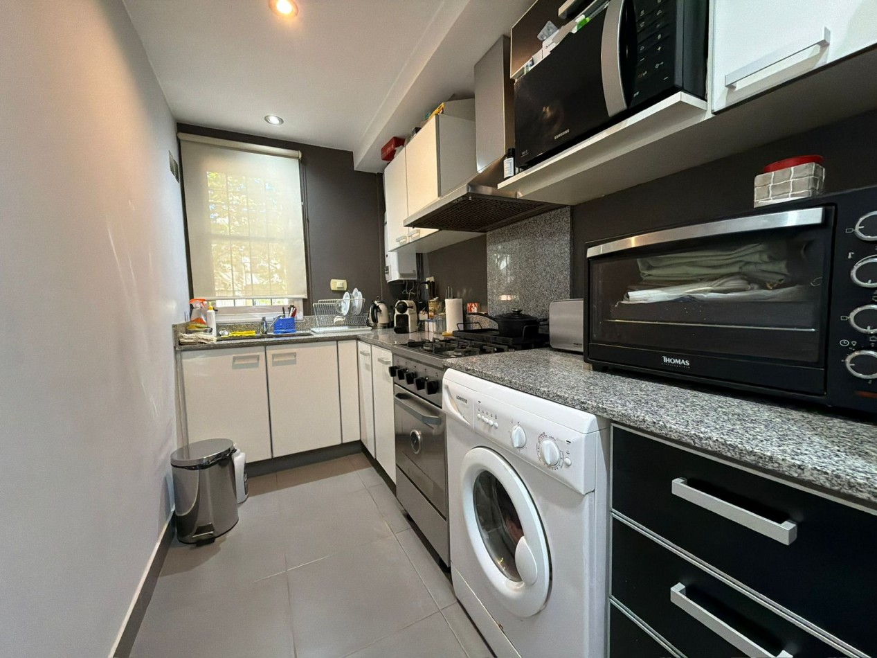 Se Vende Departamento dos amb con cochera (Villa Luro)