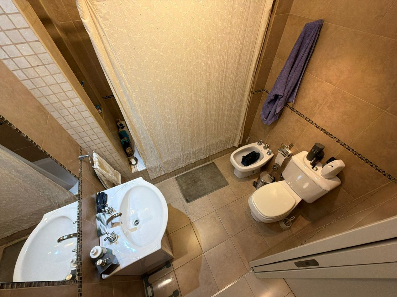 Se Vende Departamento dos amb con cochera (Villa Luro)