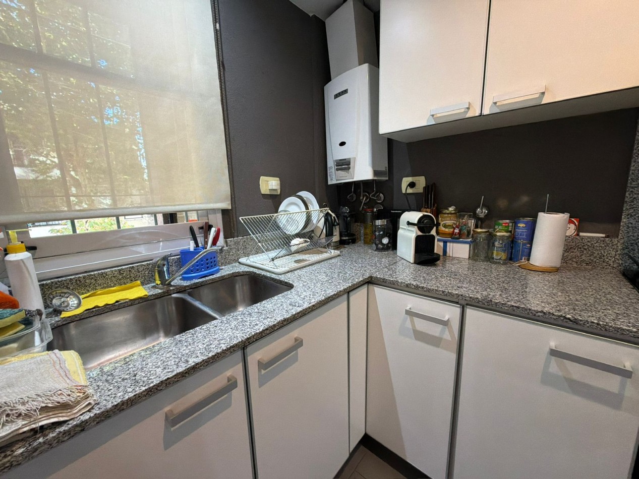 Se Vende Departamento dos amb con cochera (Villa Luro)