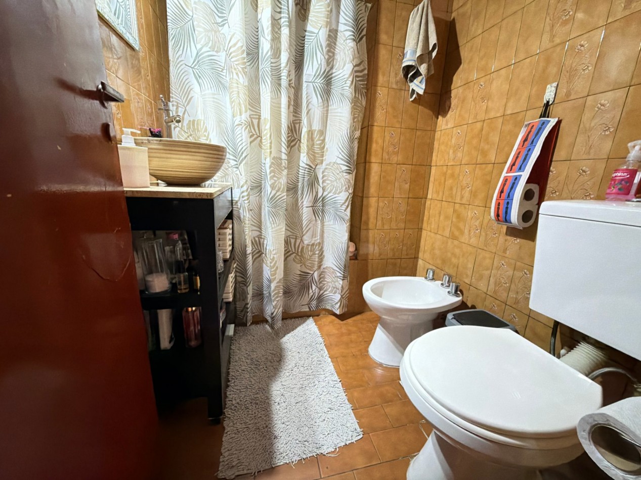 Se Vende departamento tres ambientes (Edificio 62) Lugano 1 y 2