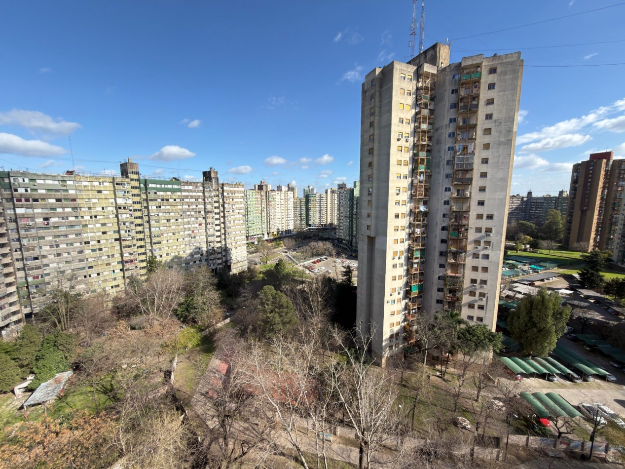 Se Vende departamento tres ambientes (Edificio 62) Lugano 1 y 2