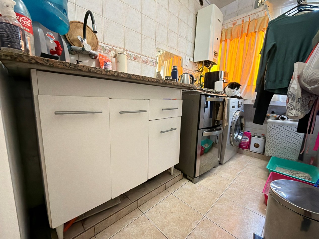 Se Vende departamento tres ambientes (Edificio 62) Lugano 1 y 2