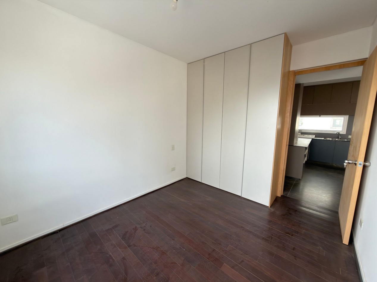 Se alquila departamento tres ambientes (Villa Lugano)