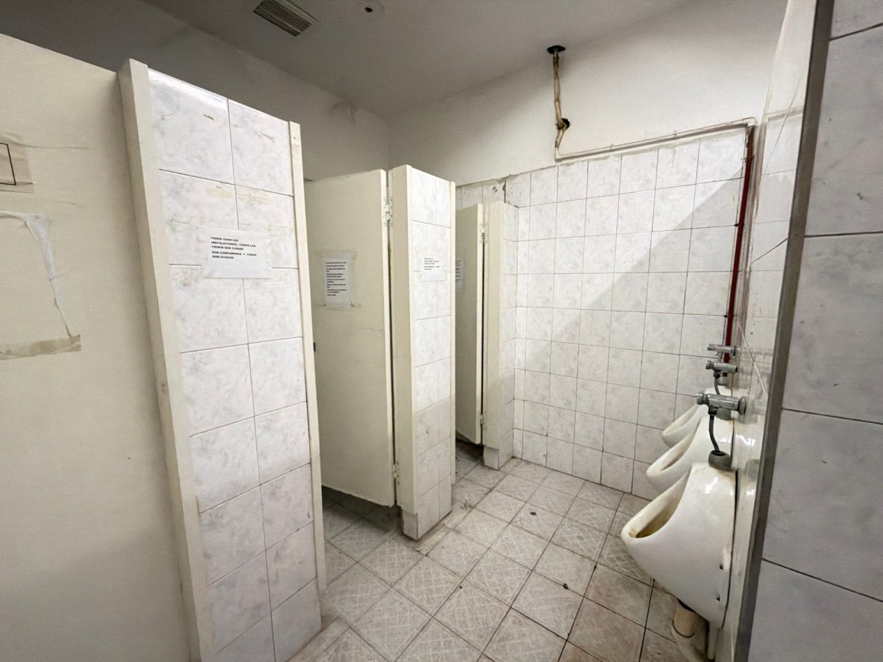 Se Vende Galpon (1680 mts2) Mataderos