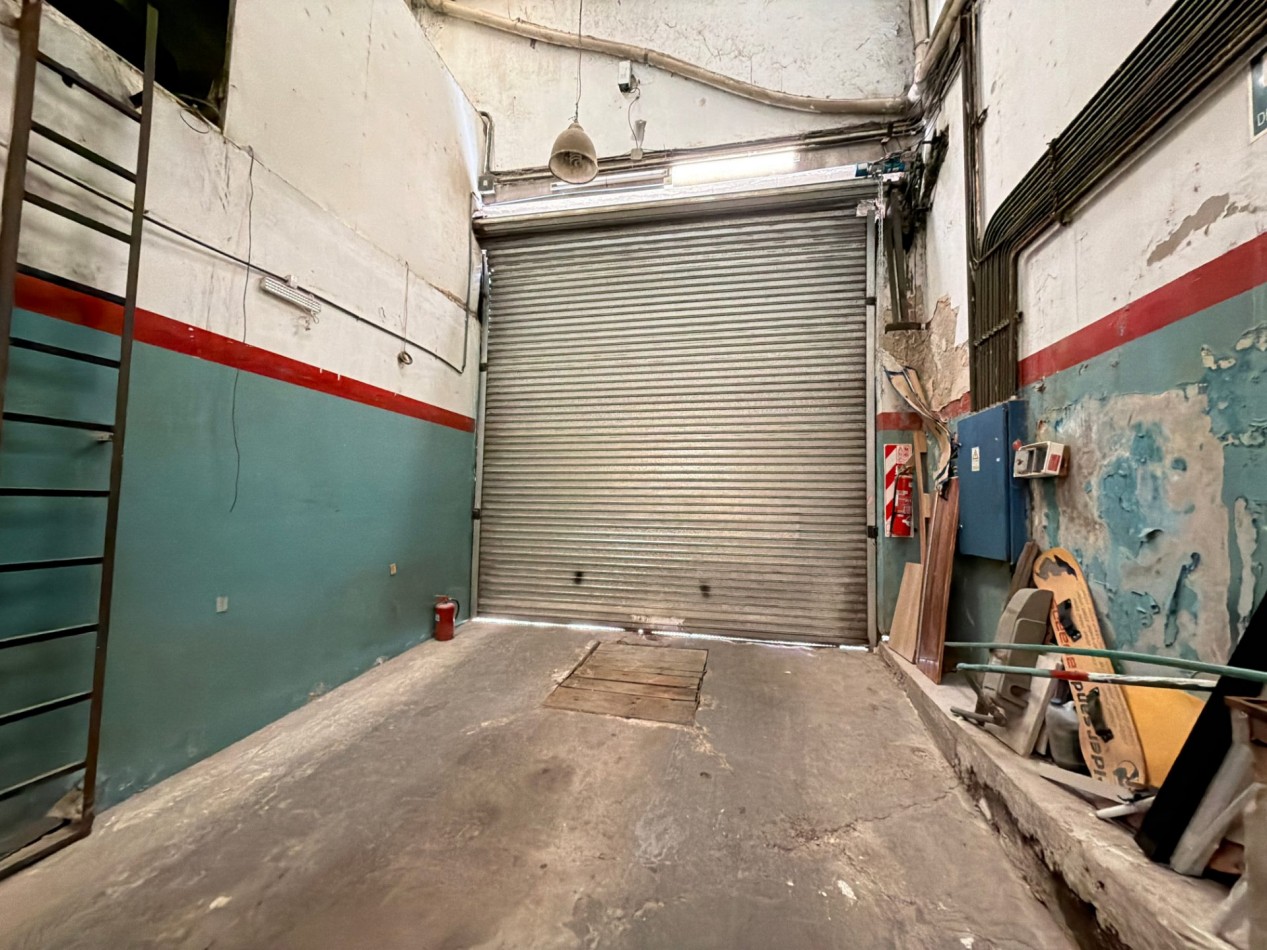 Se Vende Galpon (1680 mts2) Mataderos
