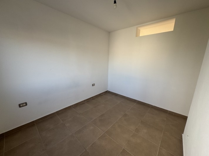 Se alquila departamento dos ambientes (moron)