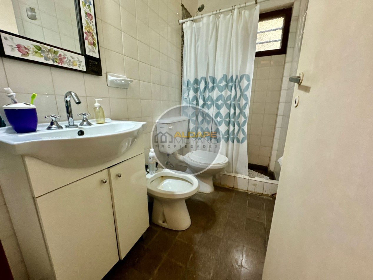 Se Vende Departamento cuatro ambientes (Barrio Macias)