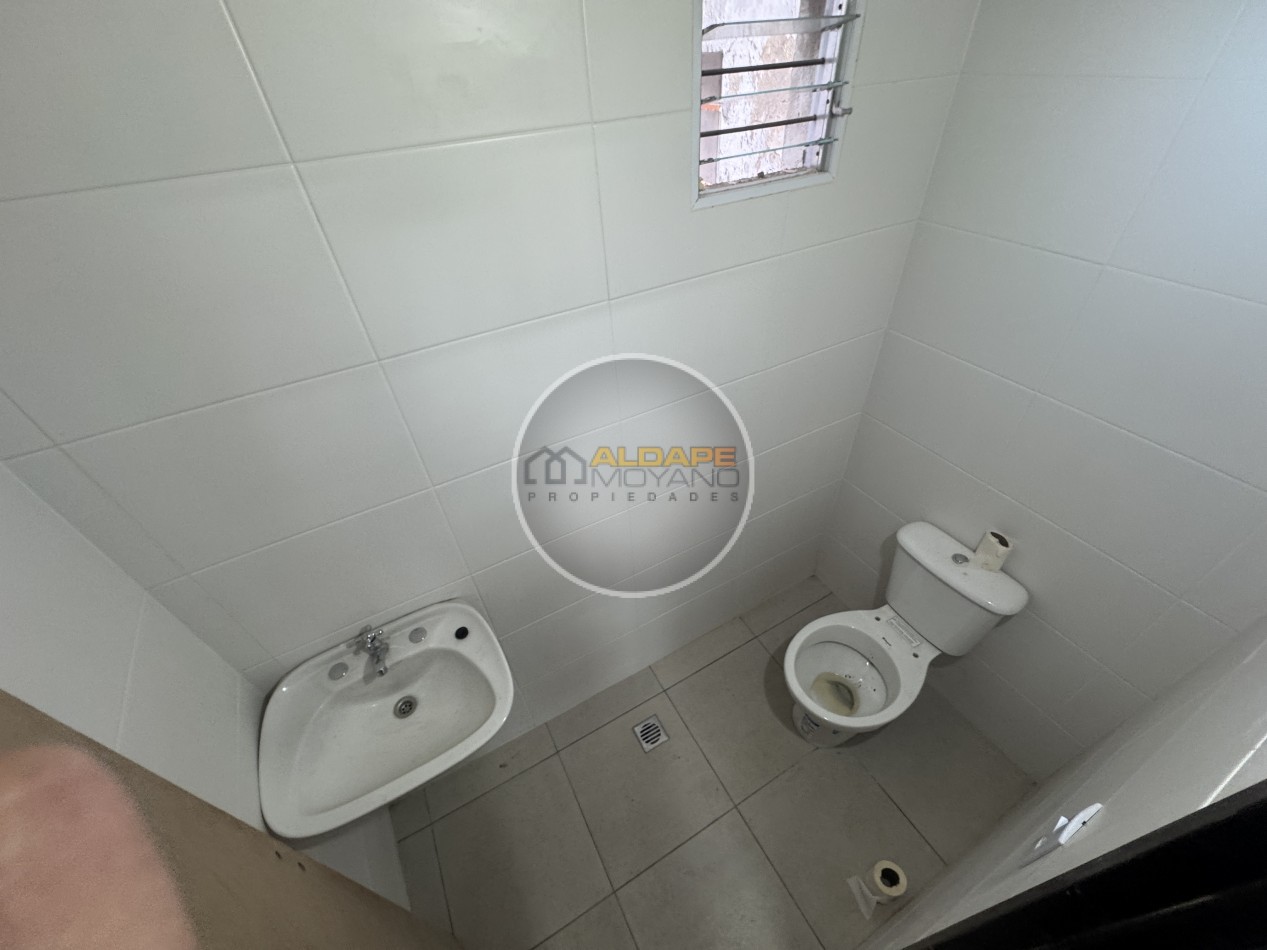 Se Alquila Local Comercial (Villa Celina)