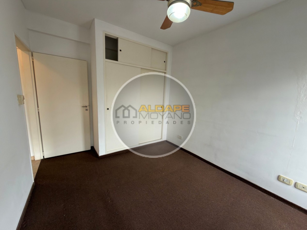 Se vende departamento tres amb, con cochera (Villa Lugano) apto credito