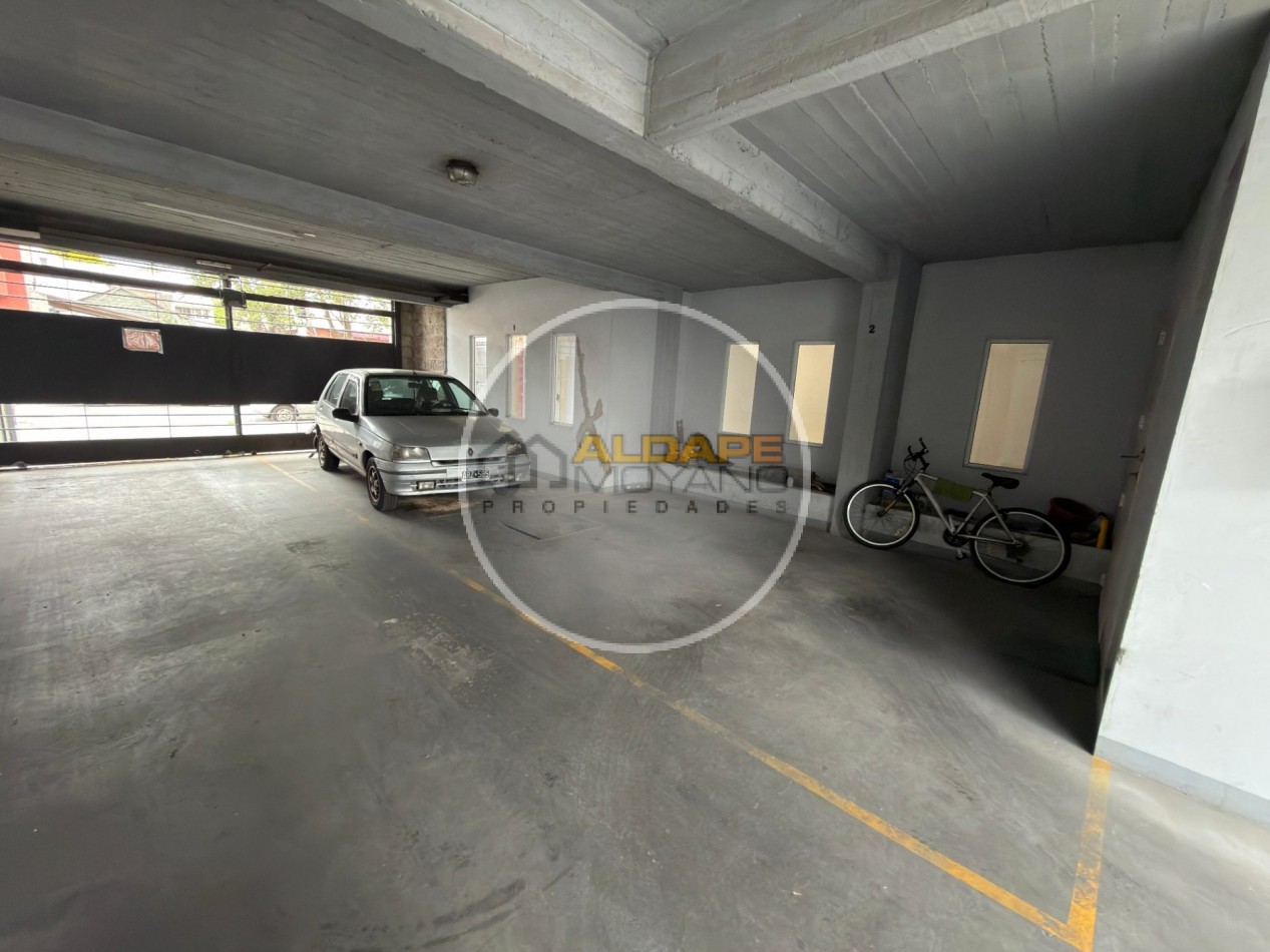 Se vende departamento tres amb, con cochera (Villa Lugano) apto credito