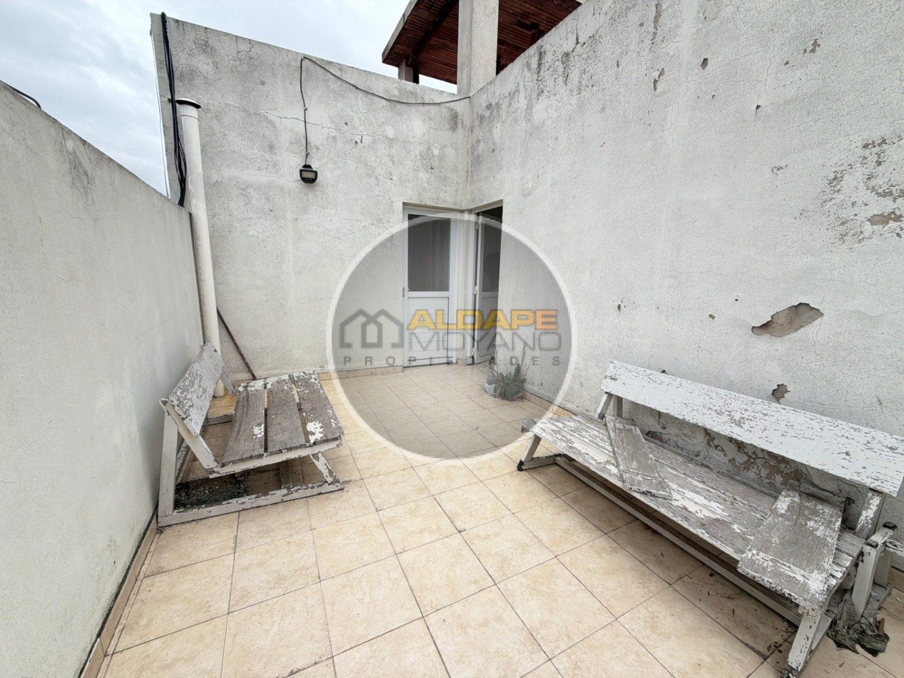 Se vende departamento tres ambientes (Liniers)