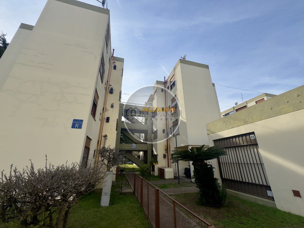 Se Vende Departamento tres amb (Barrio Macias - Villa Lugano)