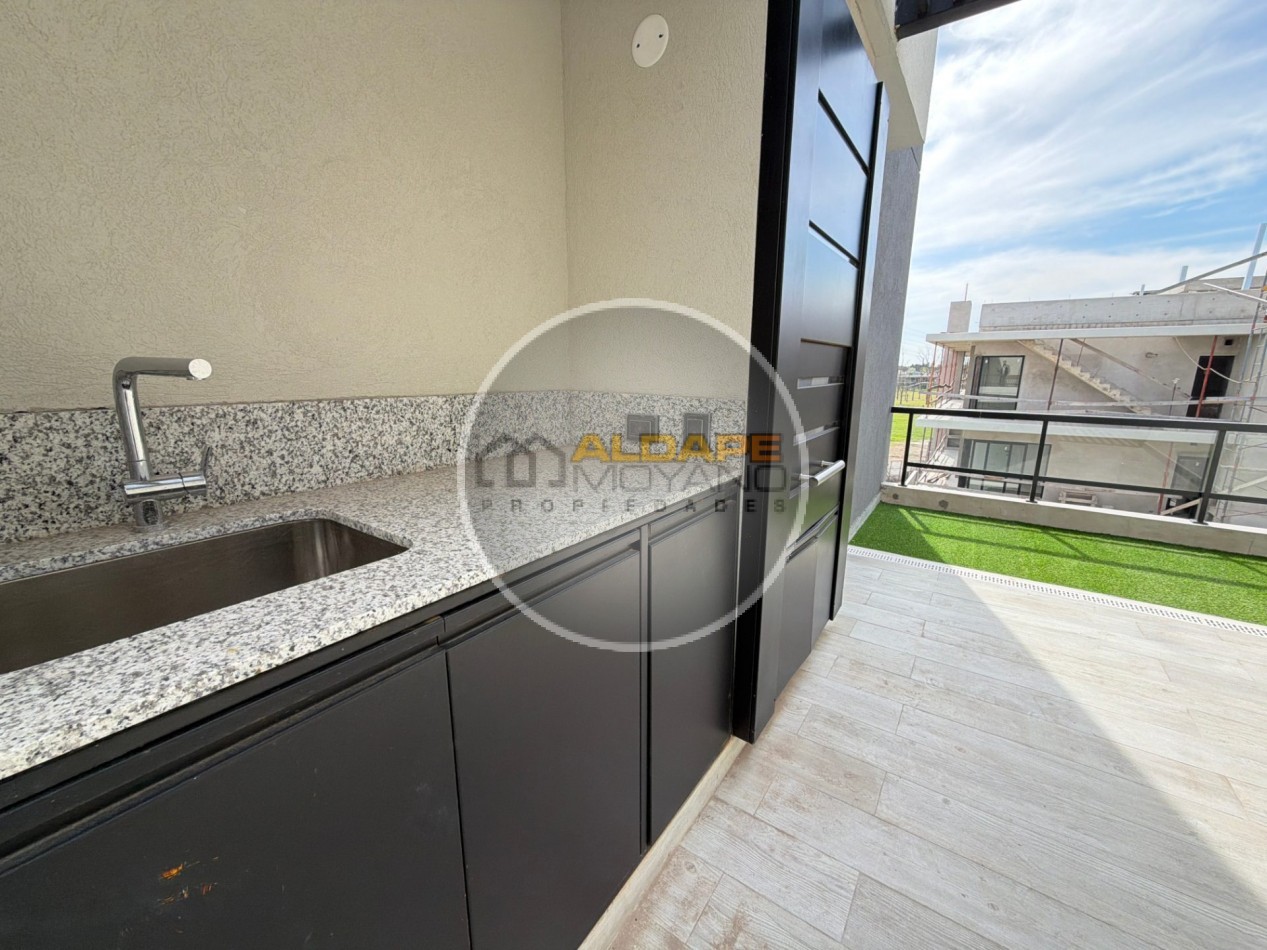 Se Vende Departamento dos amb en duplex con terraza (Cabral 3300 canning)