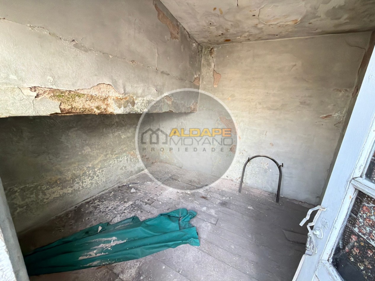 Se vende Local comercial y vivienda tres amb (A Reciclar)