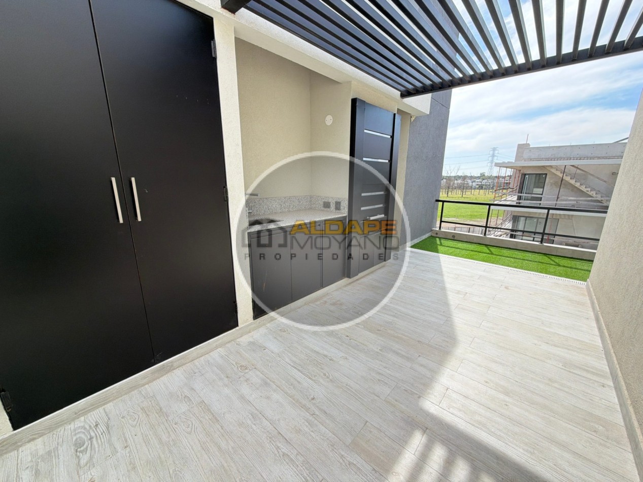 Se Vende Departamento dos amb en duplex con terraza (Cabral 3300 canning)