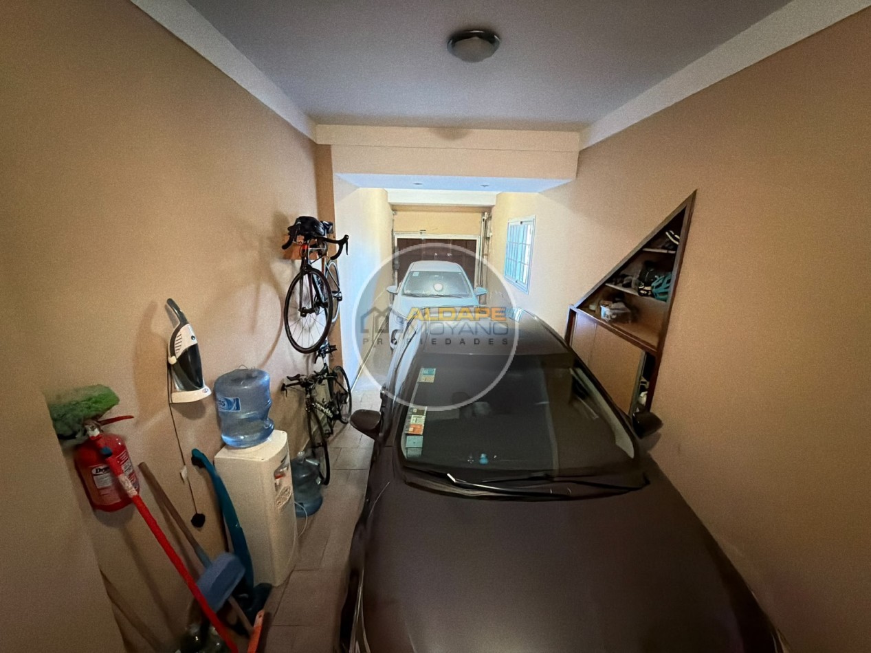 Se Vende Casa, cuatro amb, cochera doble, piscina (Monte Grande)