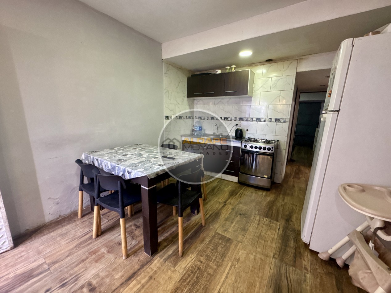 Se Vende PH tres ambientes, contrafrente. Ciudadela