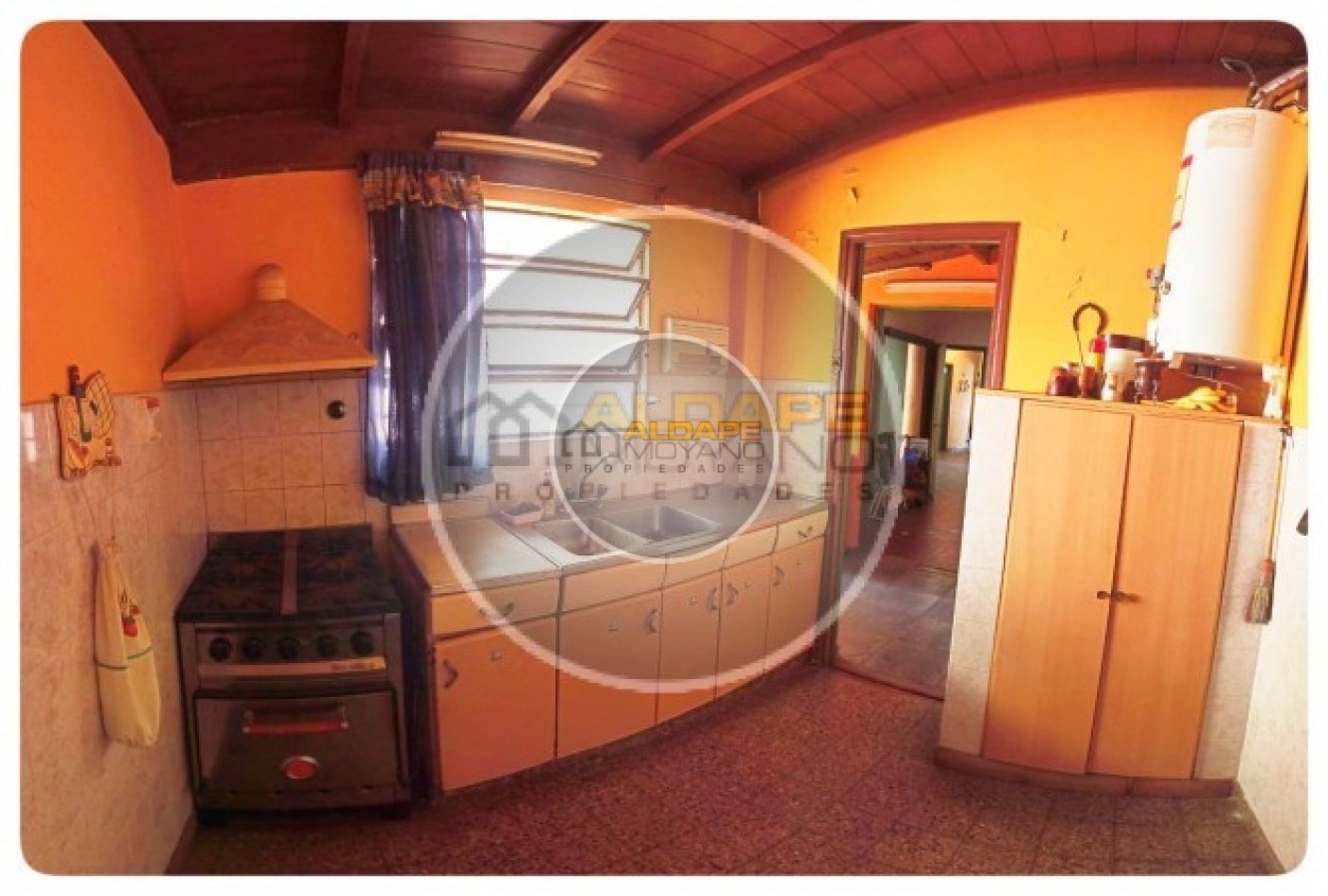 Se Vende Casa multifamiliar lote 8,66 x 24 mts Ramos Mejia, se acepta permuta