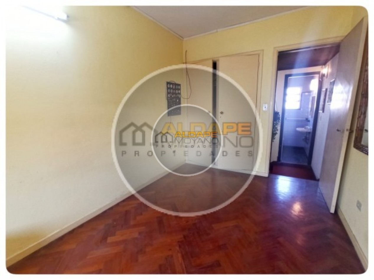 Se Vende Casa multifamiliar lote 8,66 x 24 mts Ramos Mejia, se acepta permuta