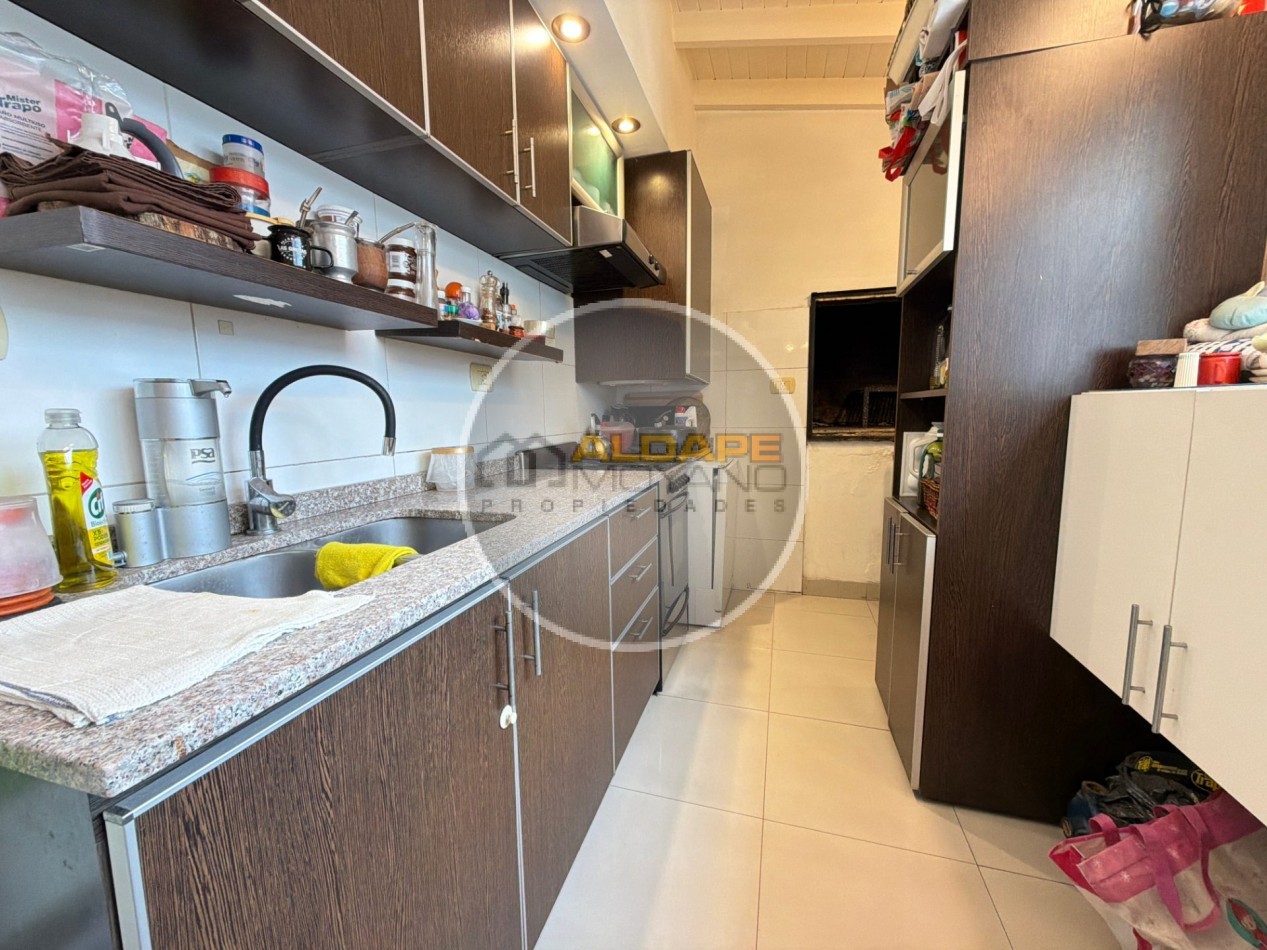 Se vende departamento tres ambientes (Liniers)