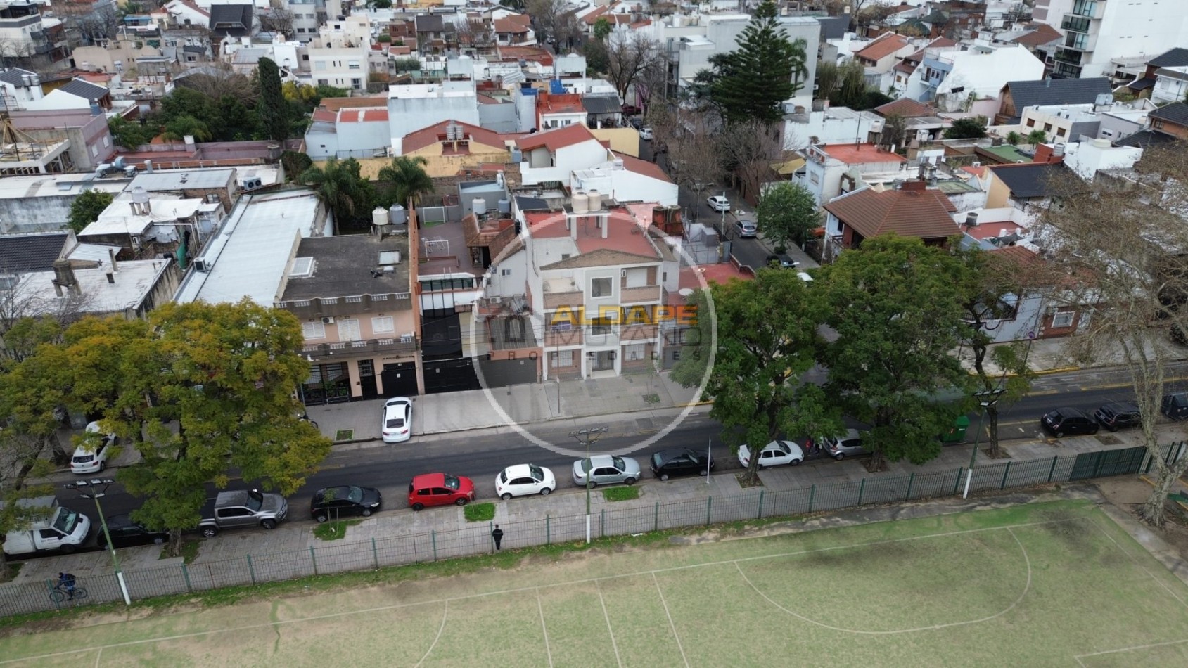 Se vende departamento tres ambientes (Liniers)