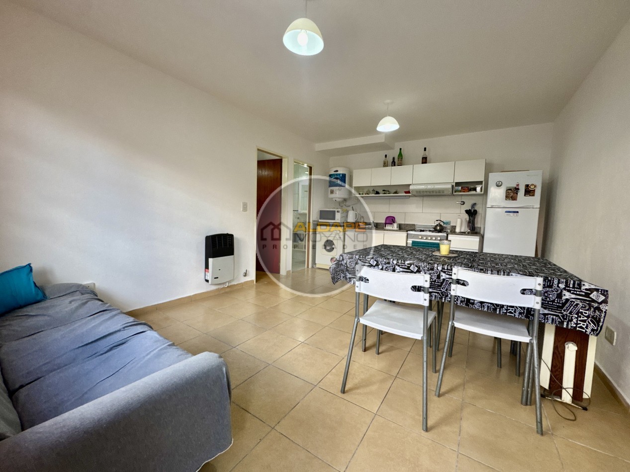 Se vende departamento dos ambientes con cochera (planta baja con cochera)