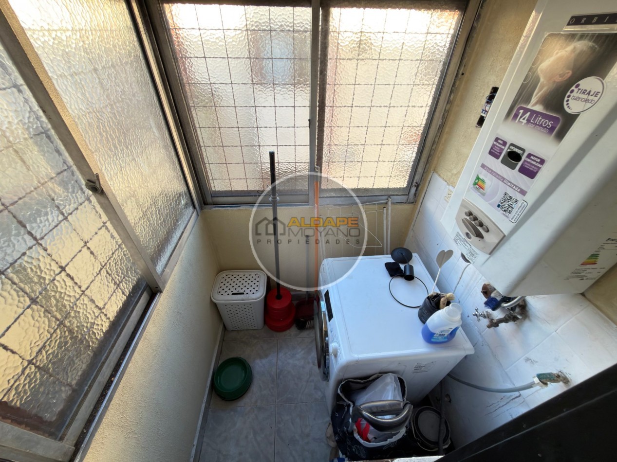 Se Vende Departamento tres ambientes (Barrio Macias)
