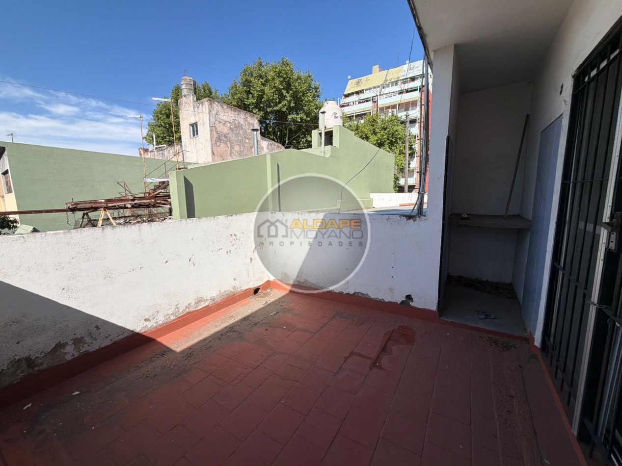 Alquiler comercial: Local, Galpon y vivienda!! (Villa Lugano)