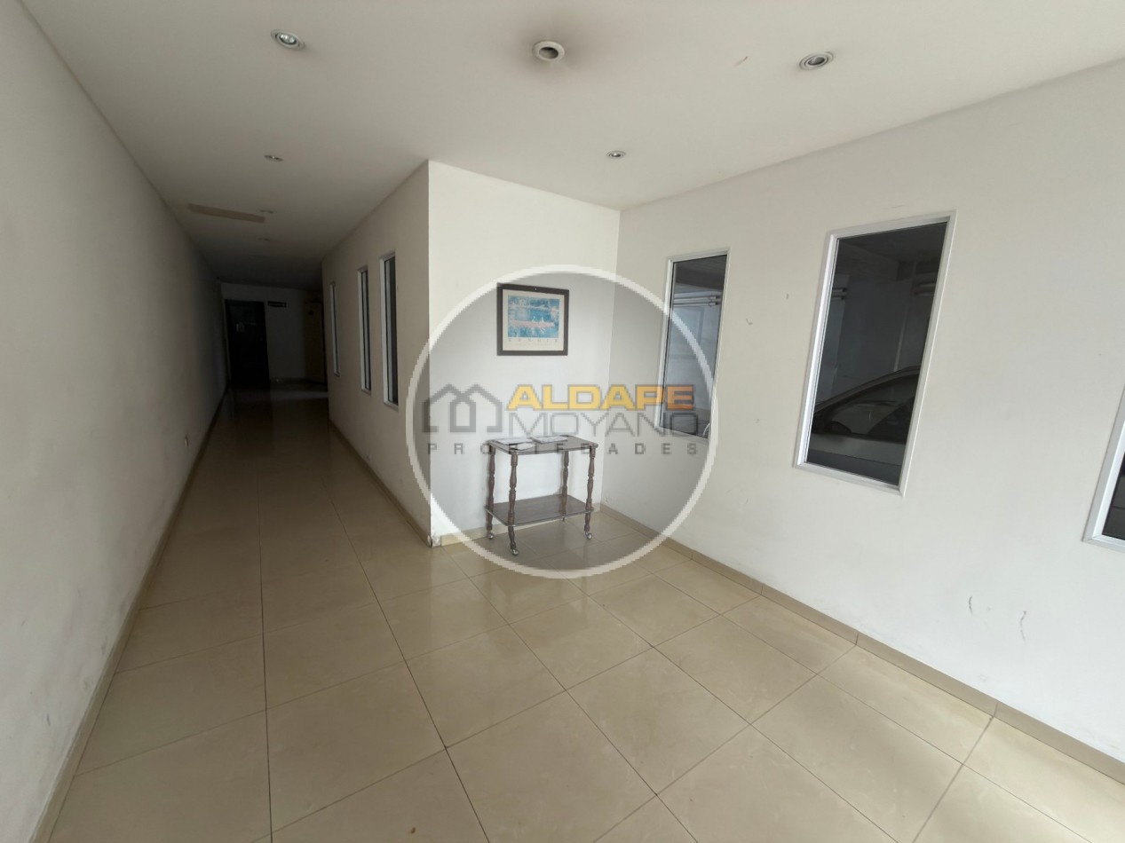 Se vende departamento tres amb, con cochera (Villa Lugano) apto credito