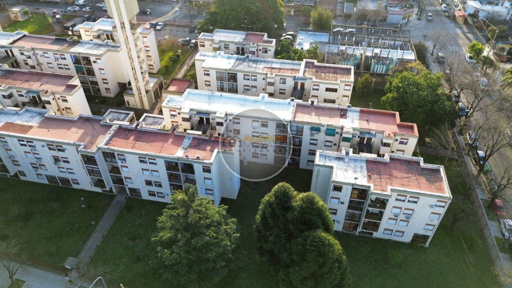 Se Vende Departamento tres ambientes (Barrio Macias)