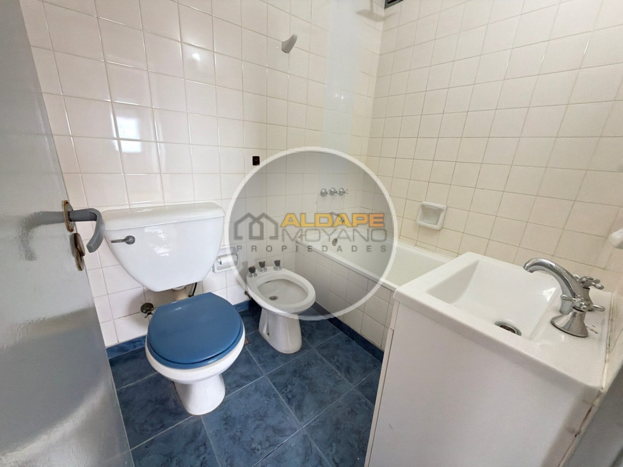 Se Vende departamento cuatro amb, con cochera (torre 11)