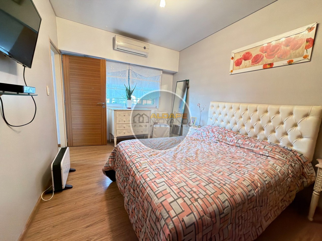 Se Vende PH, tres ambientes, con cochera (Liniers) Excelente