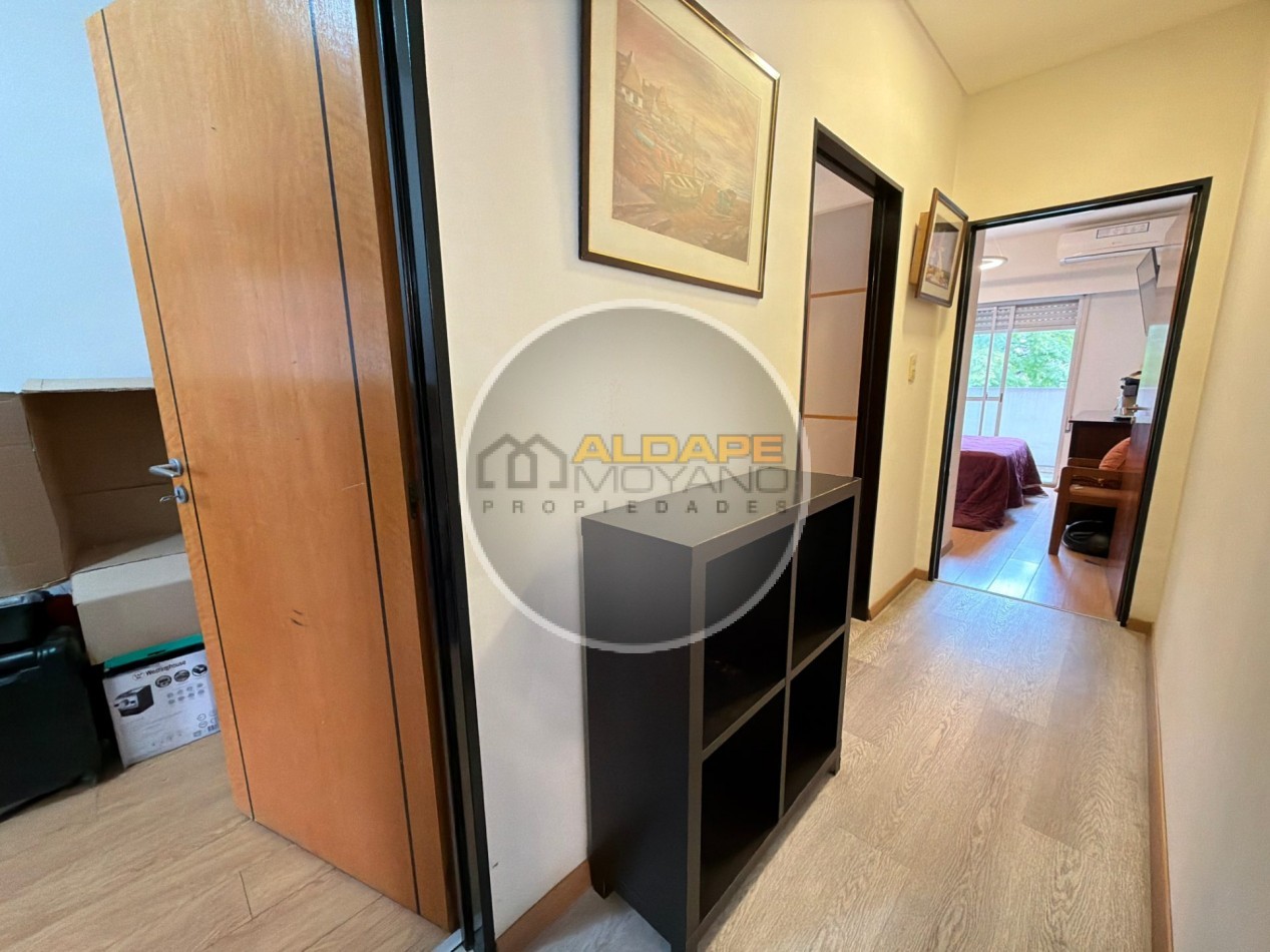 Se vende departamento tres ambientes (Liniers)