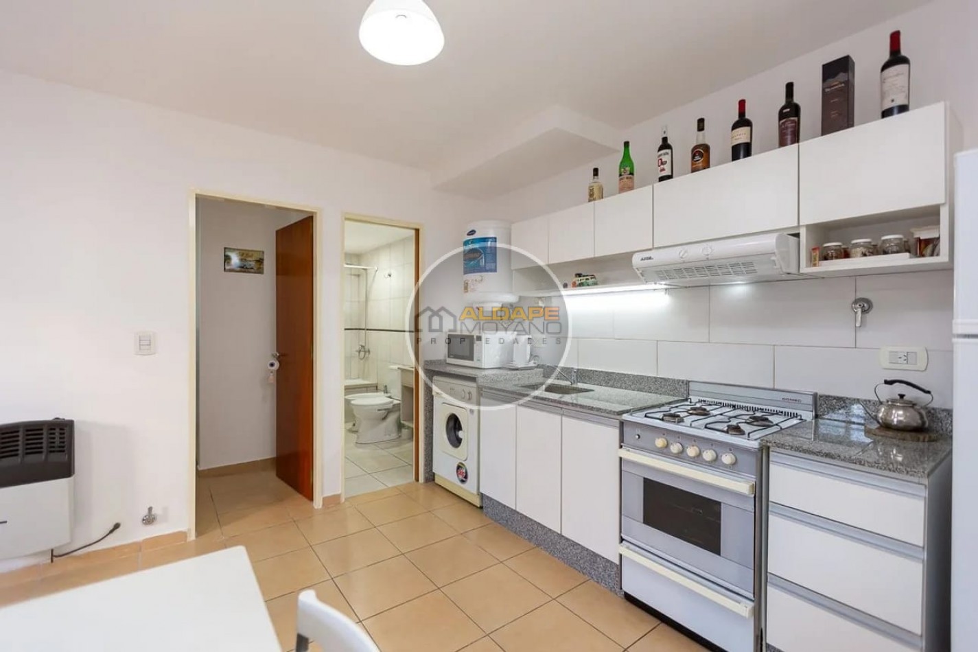 Se vende departamento dos ambientes con cochera (planta baja con cochera)