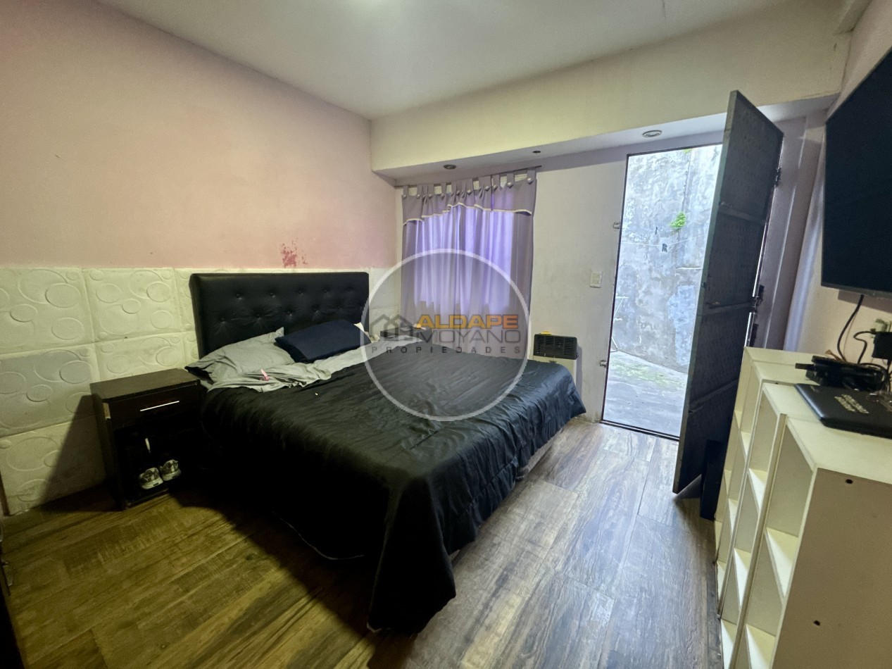 Se Vende PH tres ambientes, contrafrente. Ciudadela