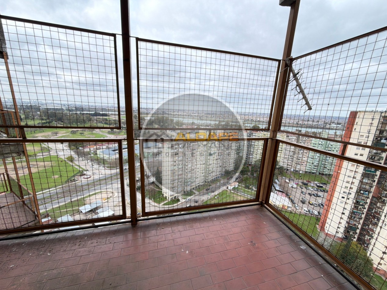 Se Vende departamento cuatro amb, con cochera (torre 11)