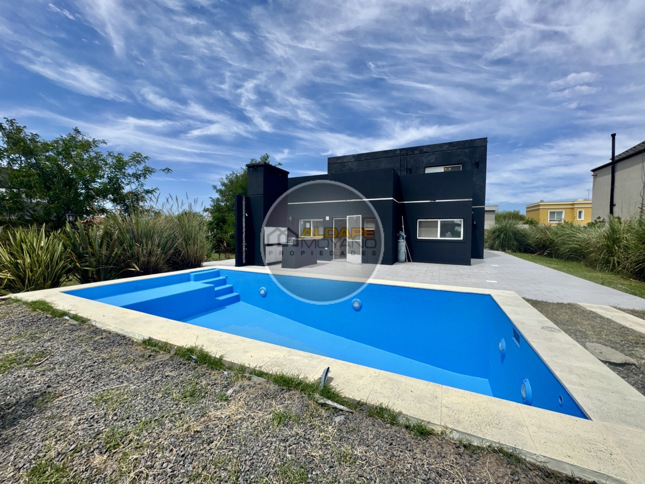 Se Vende Casa Country Santa Rita (San Vicente)