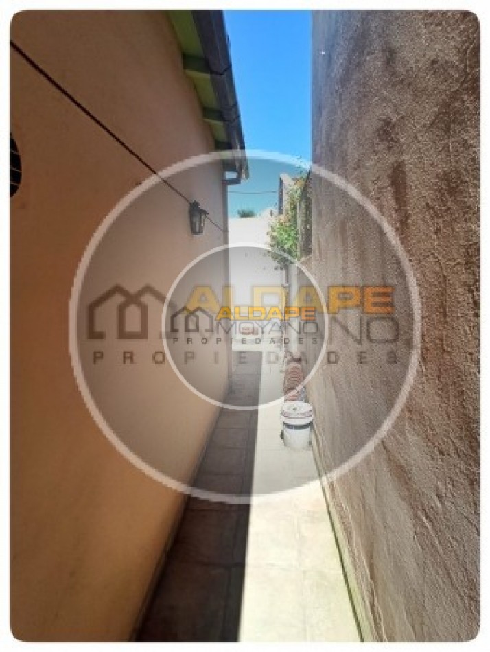 Se Vende Casa multifamiliar lote 8,66 x 24 mts Ramos Mejia, se acepta permuta
