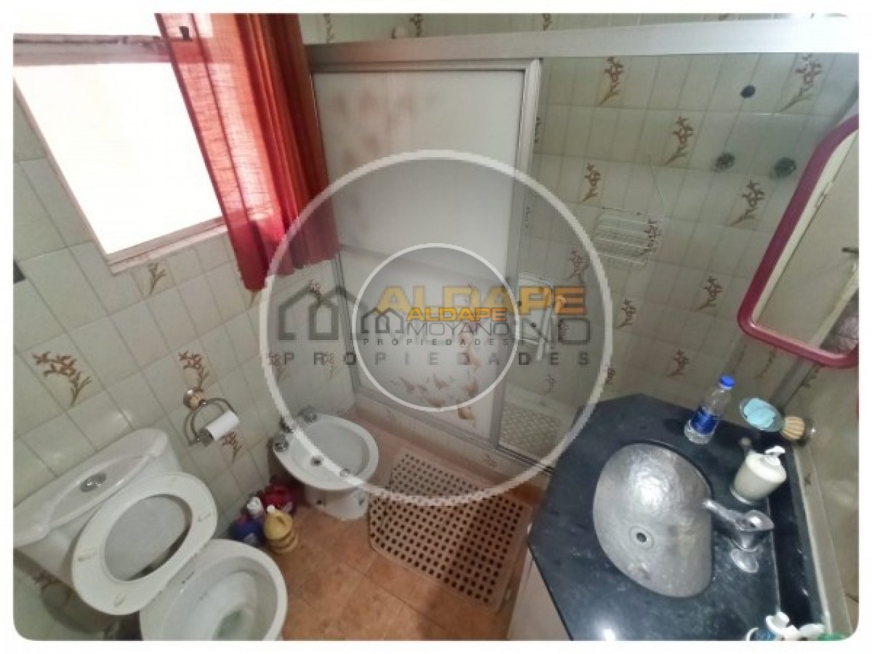 Se Vende Casa multifamiliar lote 8,66 x 24 mts Ramos Mejia, se acepta permuta