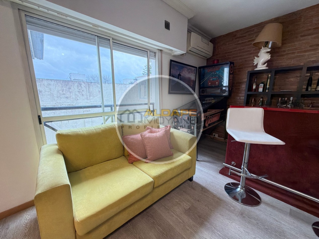 Se vende departamento tres ambientes (Liniers)