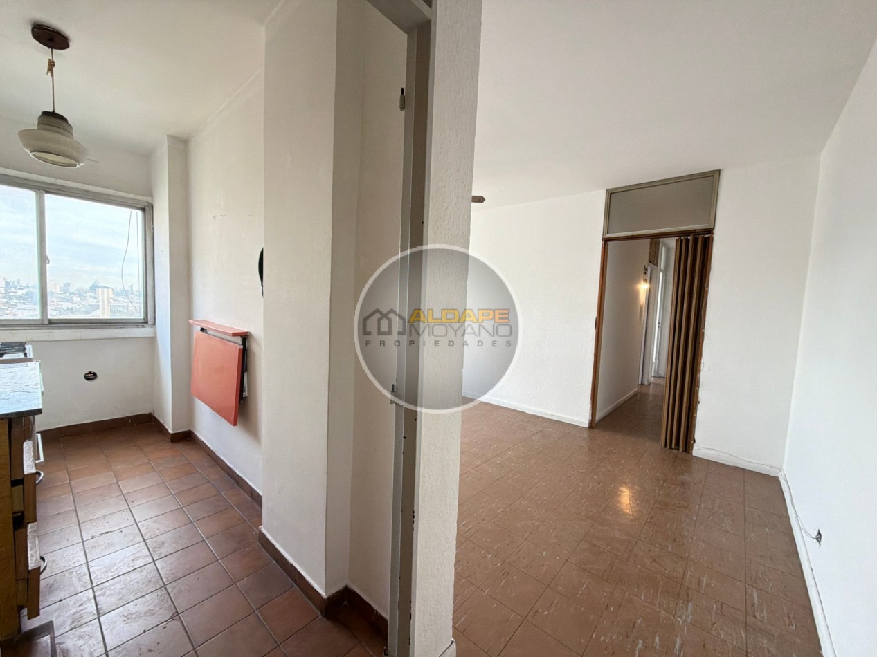 Se vende departamento tres amb. Edificio 2. Lugano 1 y 2