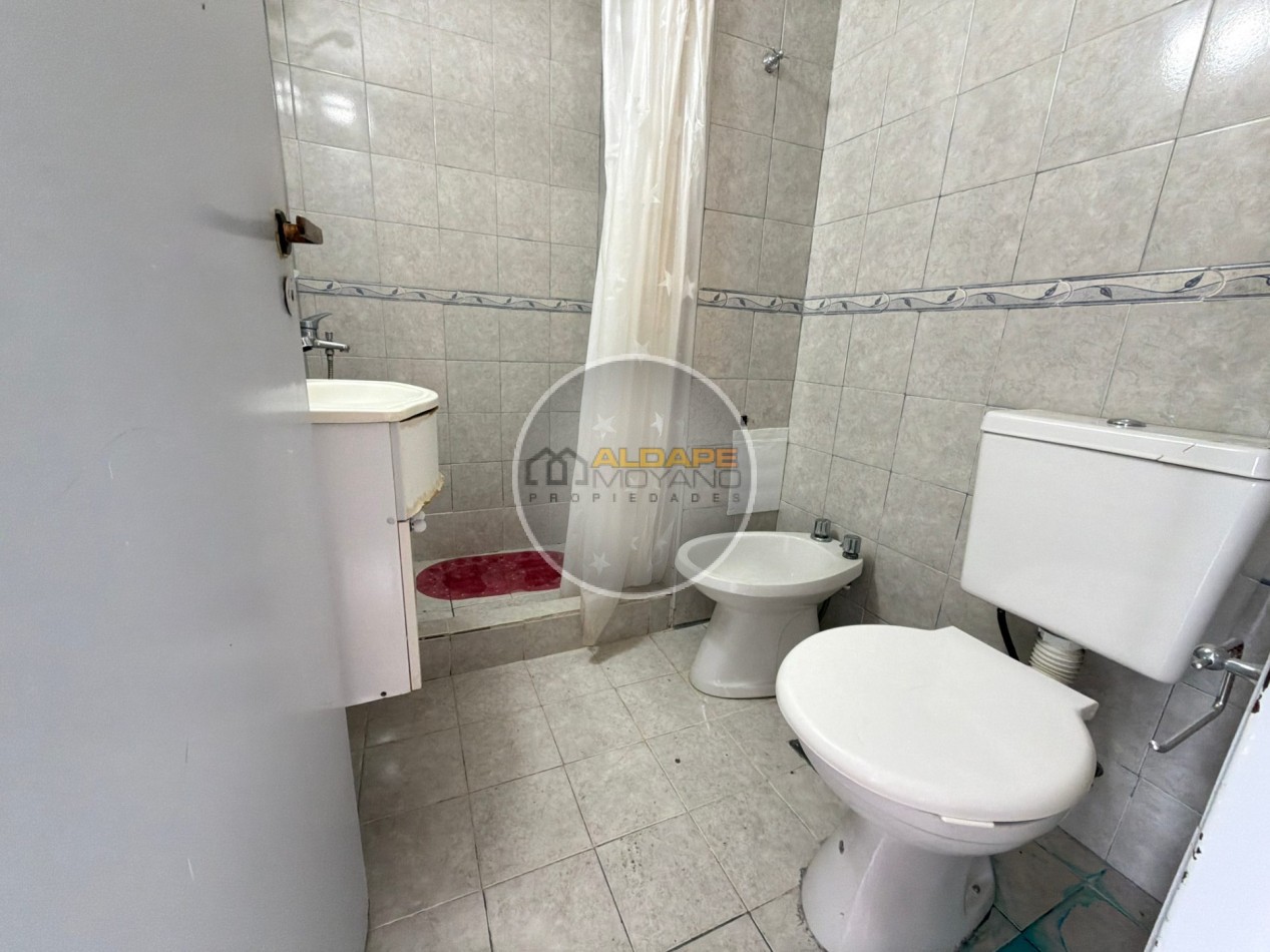 Se vende departamento tres amb. Edificio 2. Lugano 1 y 2
